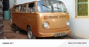 Volkswagen Transporter 1980 Gold