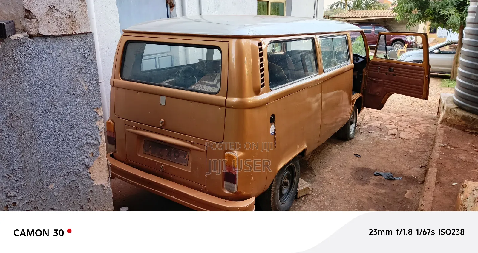 Volkswagen Transporter 1980 Gold