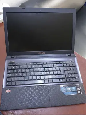 Laptop Asus A42DE 4GB AMD HDD 320GB