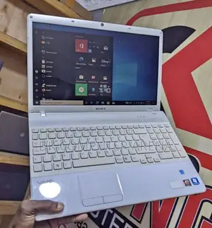 Laptop Sony VAIO E14135 4GB Intel Core I5 HDD 250GB