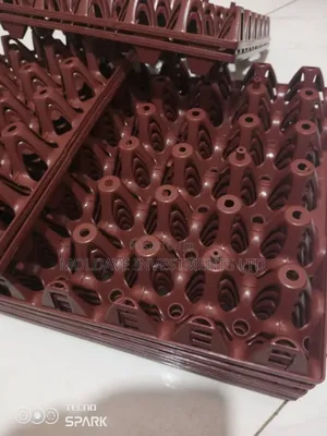 Egg Plastic Trays (Brown)
