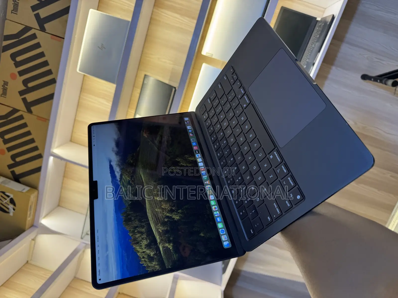 Laptop Apple MacBook Air 2022 M2 8GB Apple M2 SSD 256GB