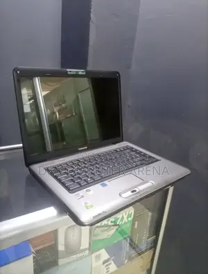Laptop Toshiba M840 4GB Intel Core 2 Duo HDD 160GB