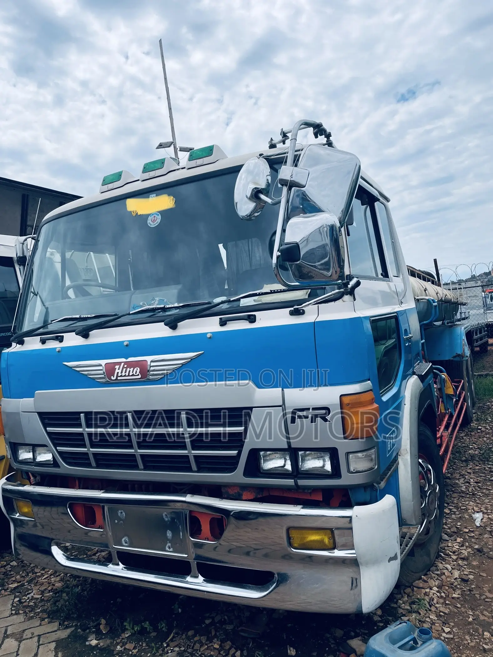 Hino Sewage Truck 1988 White