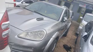 Porsche Cayenne 2010 Gray