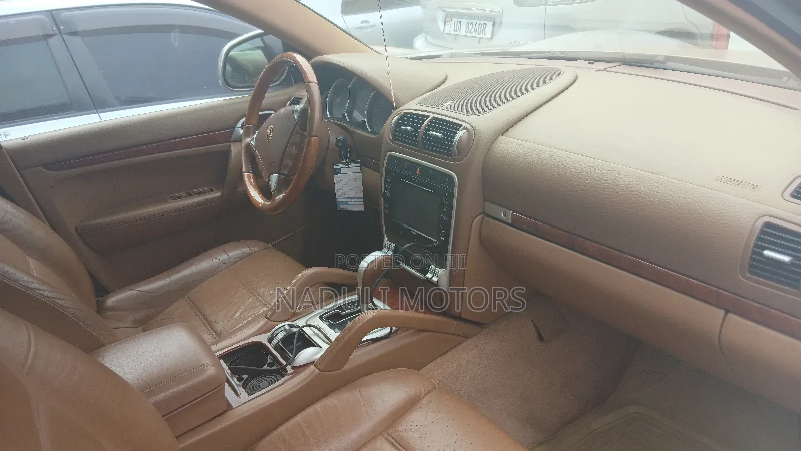Porsche Cayenne 2010 Gray
