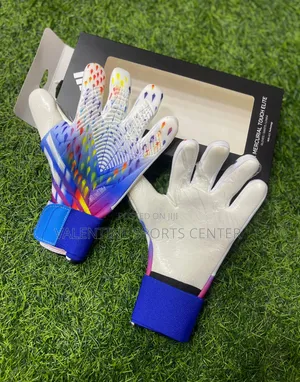 White Gloves Predator Original Material