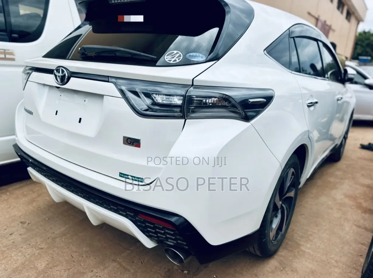 Toyota Harrier 2.0 2016 White