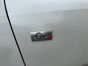 Toyota Harrier 2.0 2016 White