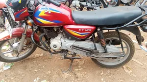 Bajaj Boxer 125 2023 Red