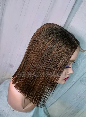 Short Classy Wigs. ( Blunt Cut Twists)