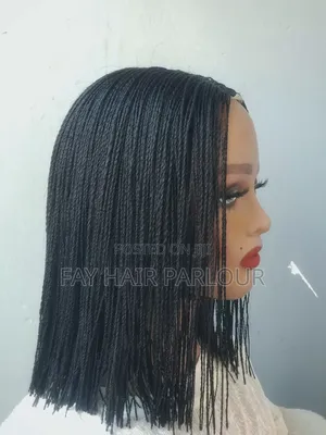 Short Classy Wigs. ( Blunt Cut Twists)