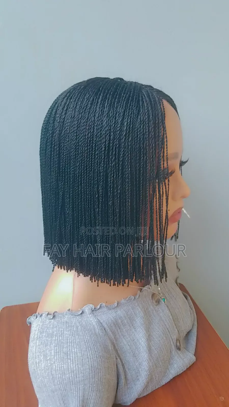Short Classy Wigs. ( Blunt Cut Twists)