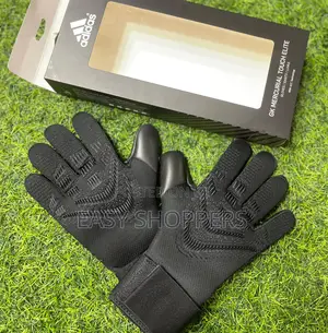 Adidas Predator Pro Goalkeeper Gloves