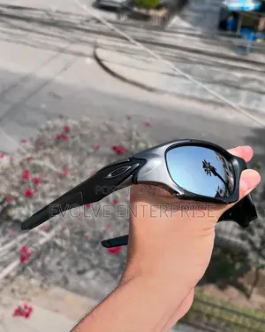Oakley Pitboss || Polarized Sunglasses