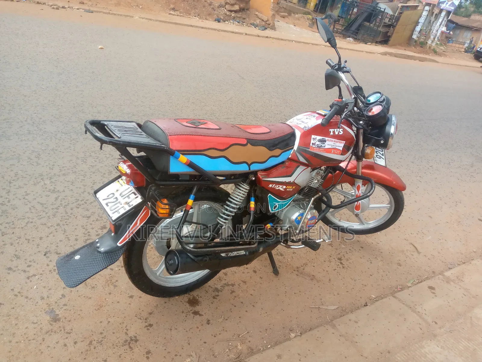 TVS HLX 125 2019 Red