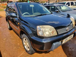 Nissan X-Trail 2.0 2003 Black