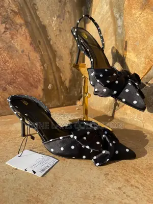 Dot Print Bow Heals