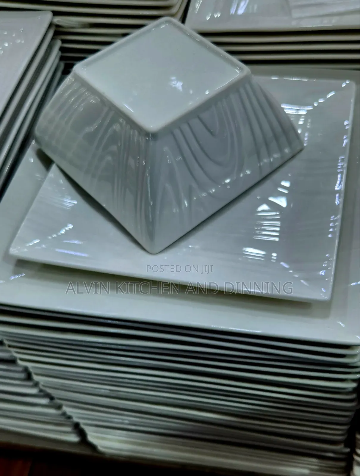 Dinner Plates Square a Set of 6pcs