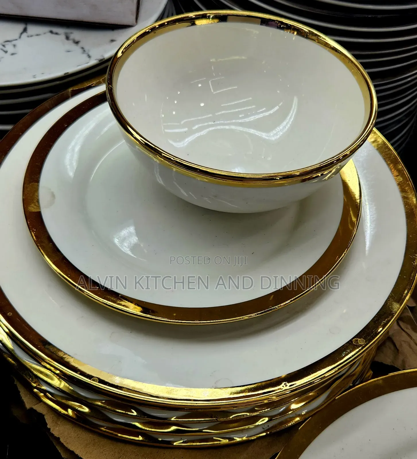 White Dinner Set of 18pcs,Dinner Plates,Side Plates Bowls