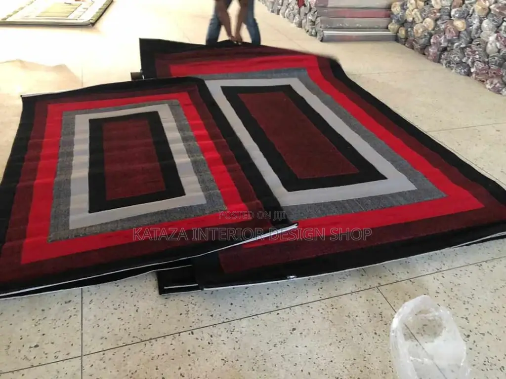 Center Carpet