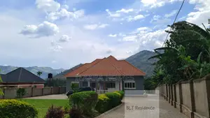 Furnished 4bdrm Bungalow in Rwankingi, Bughoye, Kasese for rent