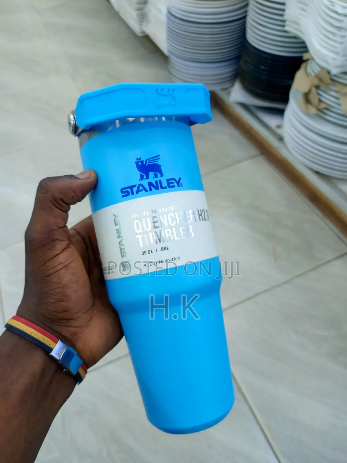 30oz Stanley Quencher H2.0 Flowstate Tumbler.