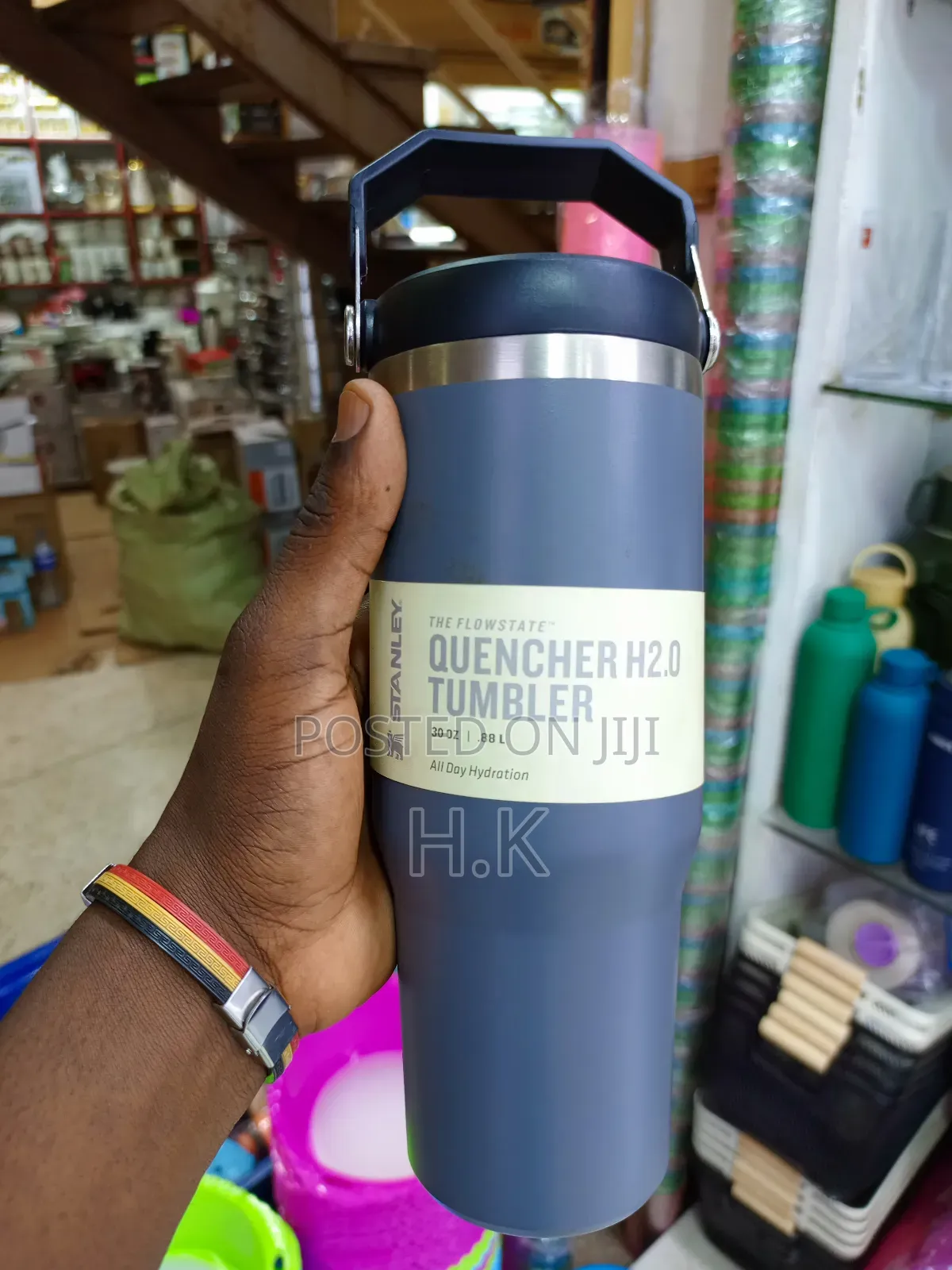 30oz Stanley Quencher H2.0 Flowstate Tumbler.