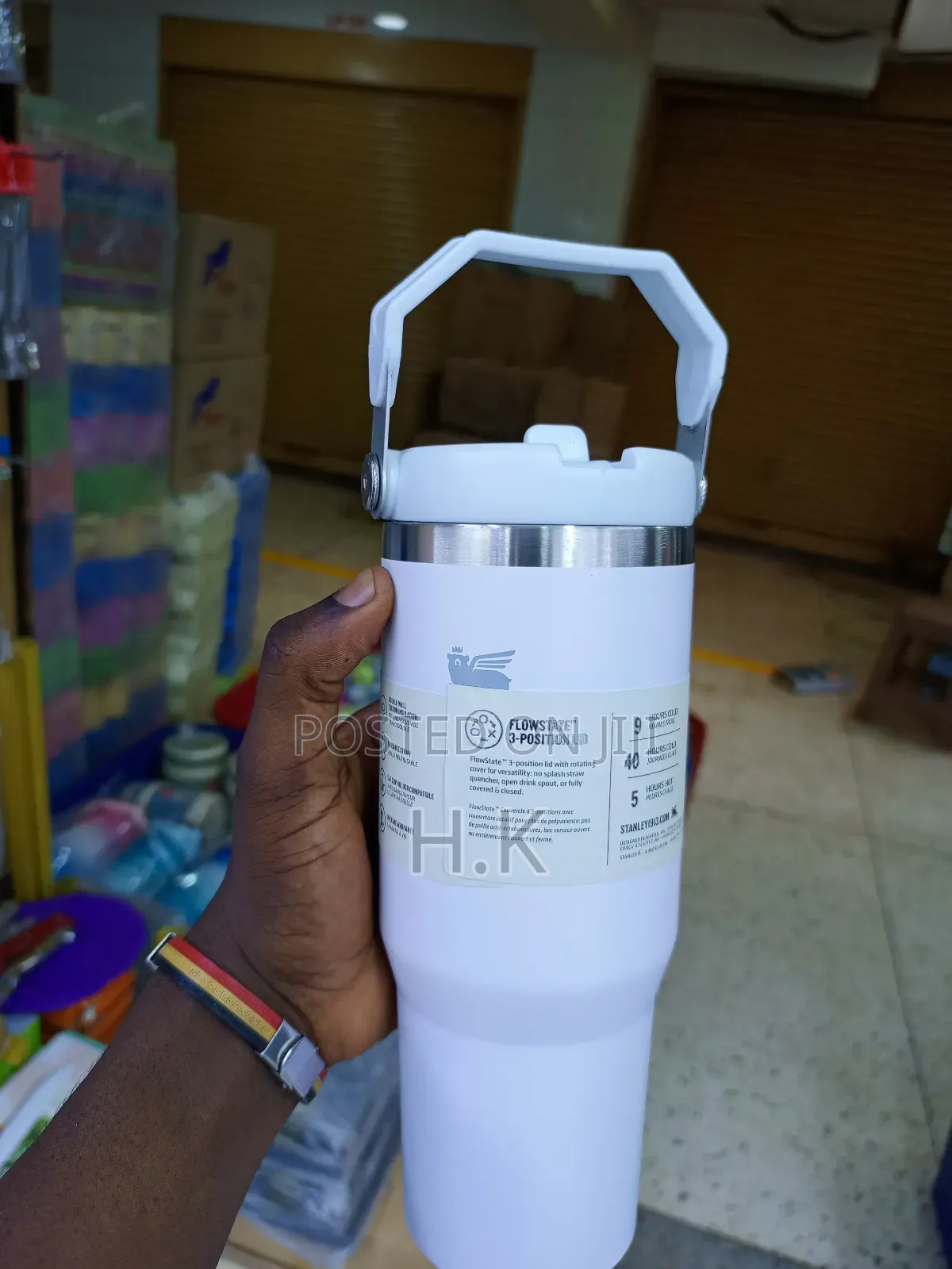 30oz Stanley Quencher H2.0 Flowstate Tumbler.