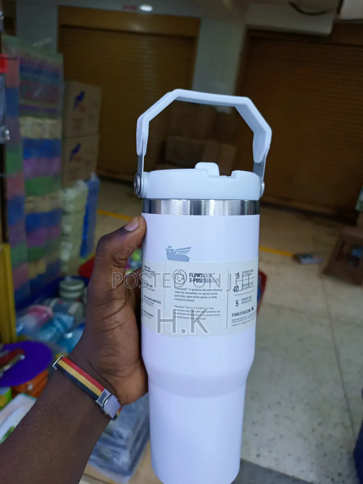 30oz Stanley Quencher H2.0 Flowstate Tumbler.