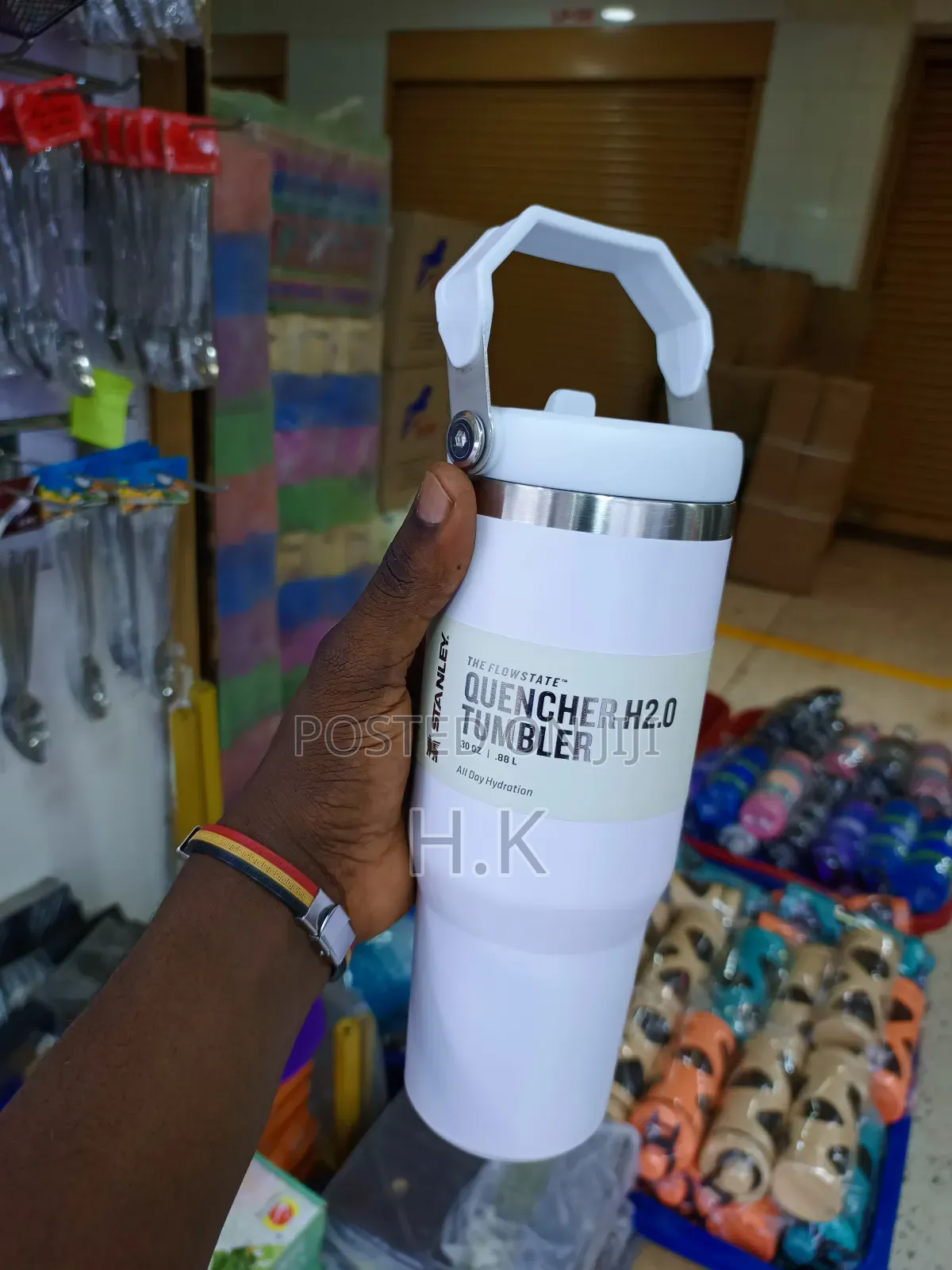 30oz Stanley Quencher H2.0 Flowstate Tumbler.