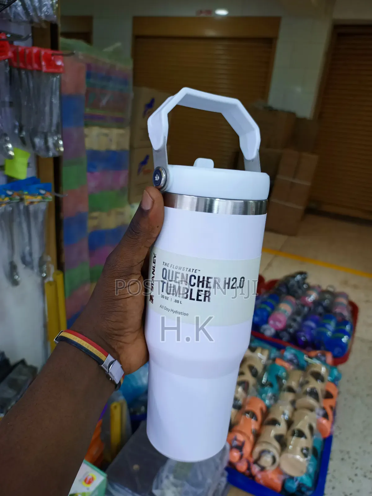 30oz Stanley Quencher H2.0 Flowstate Tumbler.
