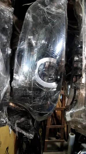 Mazda Bt50 Headlamp