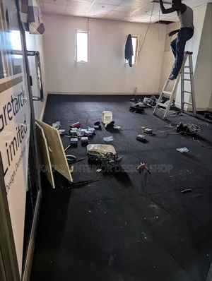 Black Office Woolen Carpets