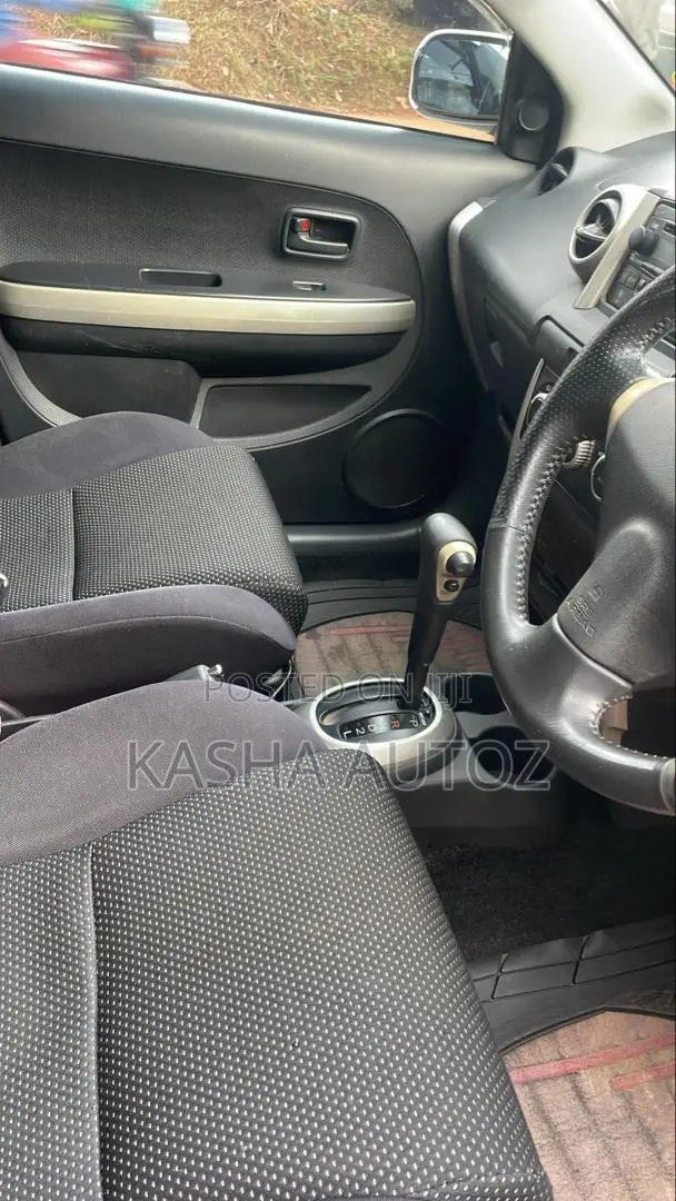 Toyota IST 2005 White