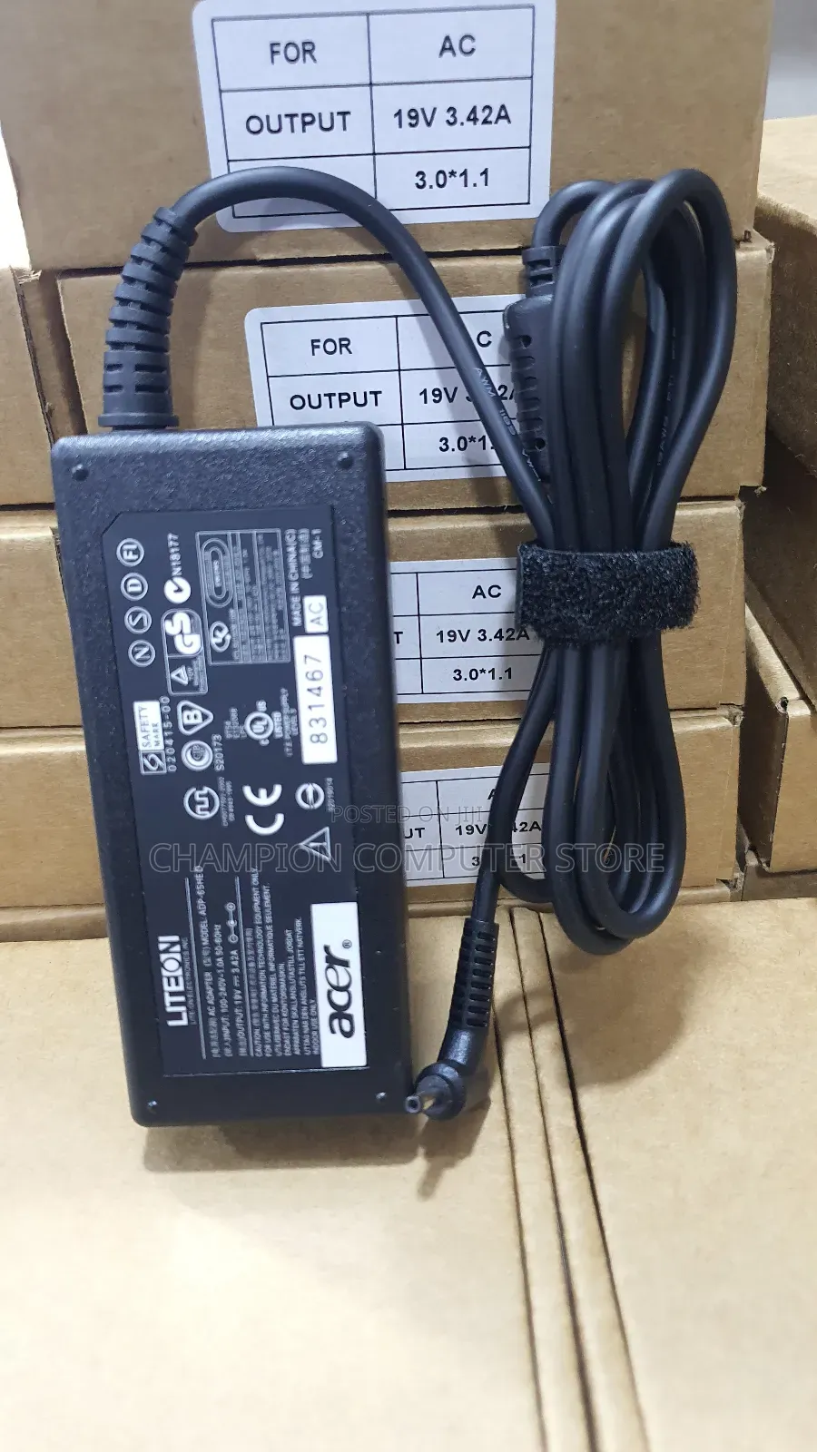 Acer Small Pin 19v 3.42a Charger