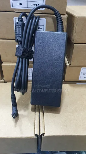 Acer Small Pin 19v 3.42a Charger