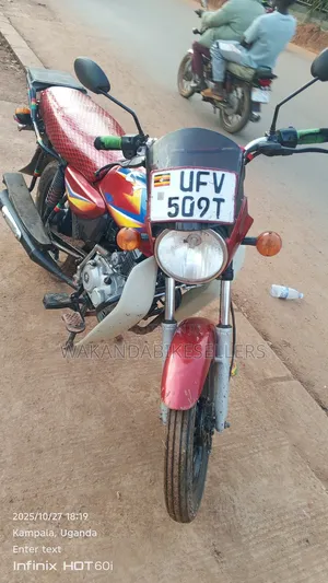 Bajaj Boxer 125 2023 Red