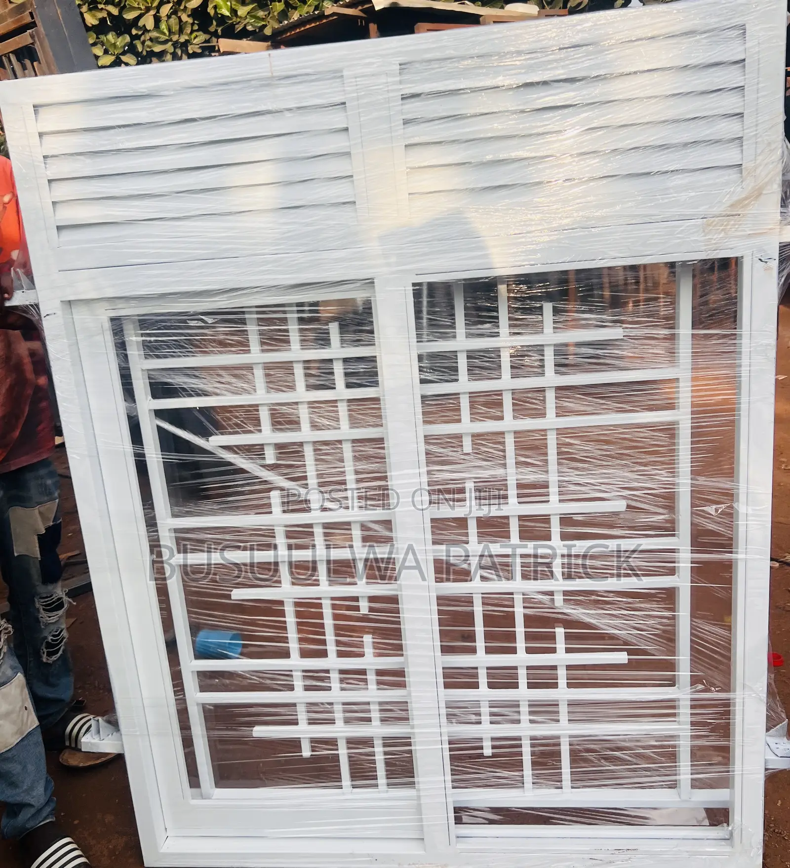 White All Sliding Window