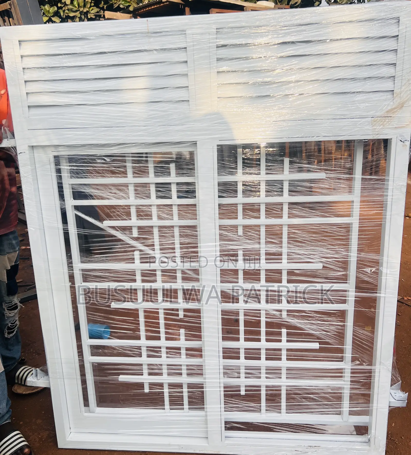 White All Sliding Window