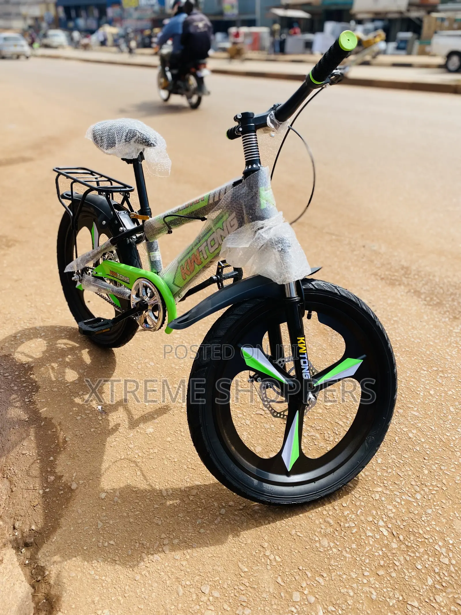 Adjusted/ Adjustable Seat /Bike :Bicycle Size 20”
