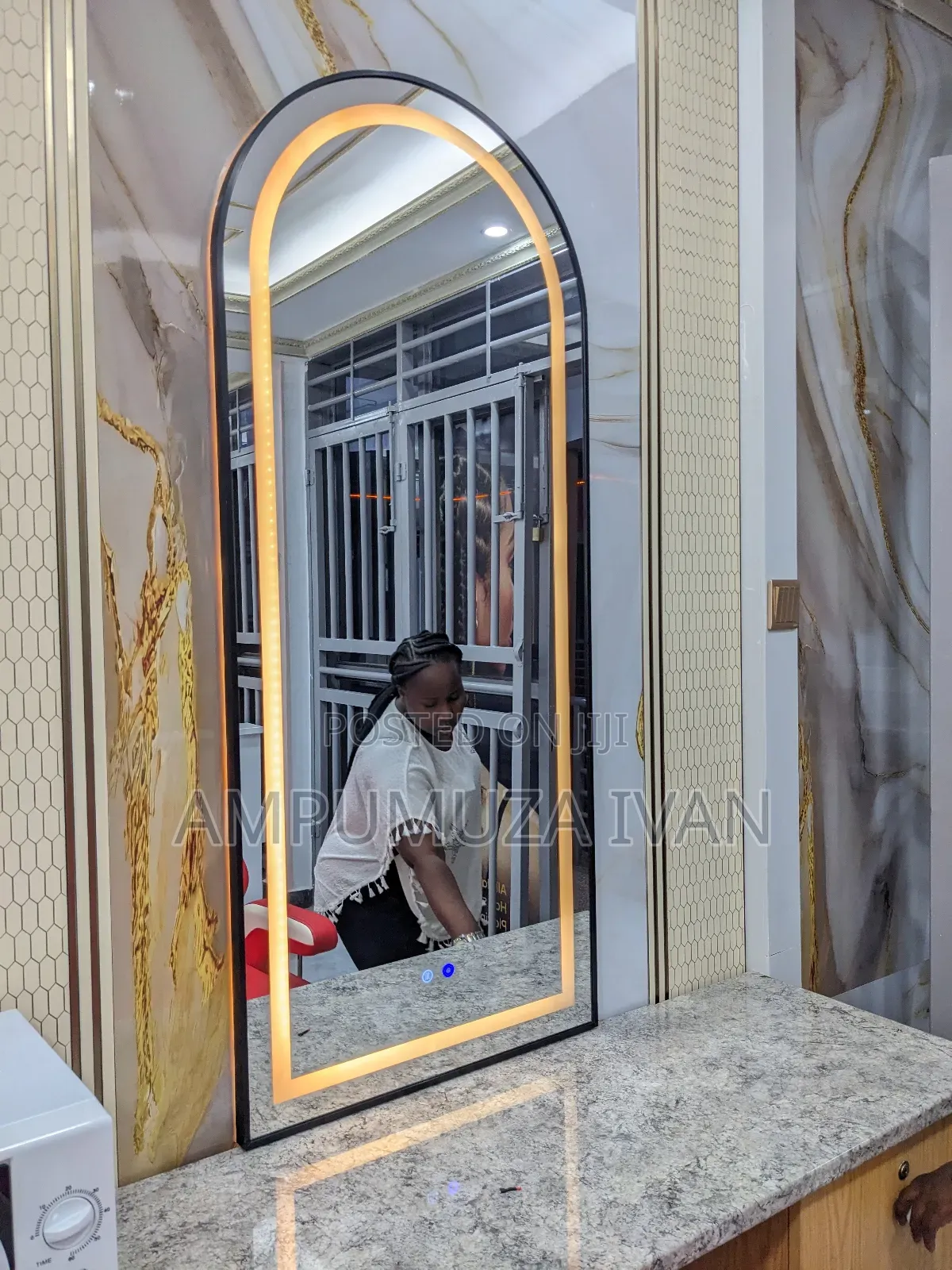 Salon Quality Mirror