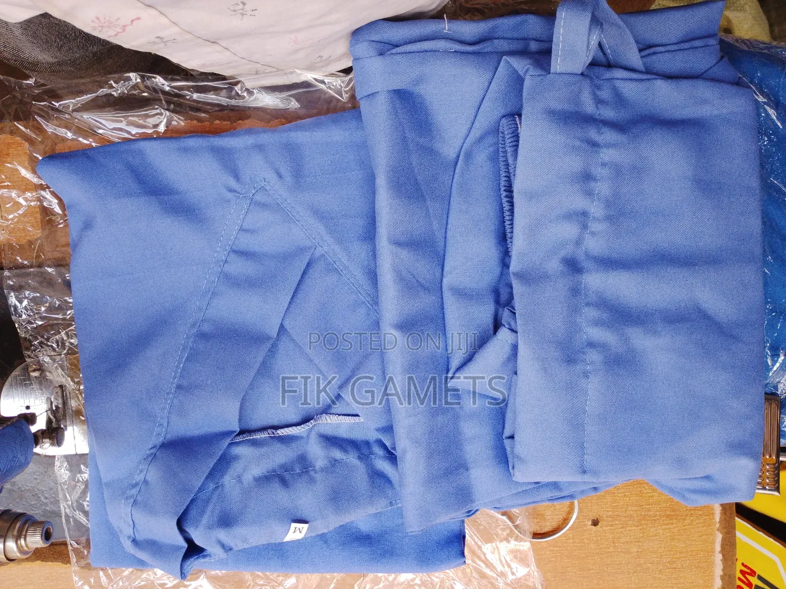 Scrubs Center Blue Colour.