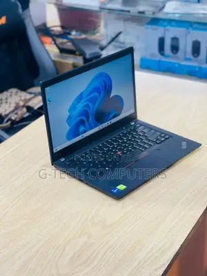 New Laptop Lenovo Thinkpad P14s 16GB Intel Core I7 SSD 512GB