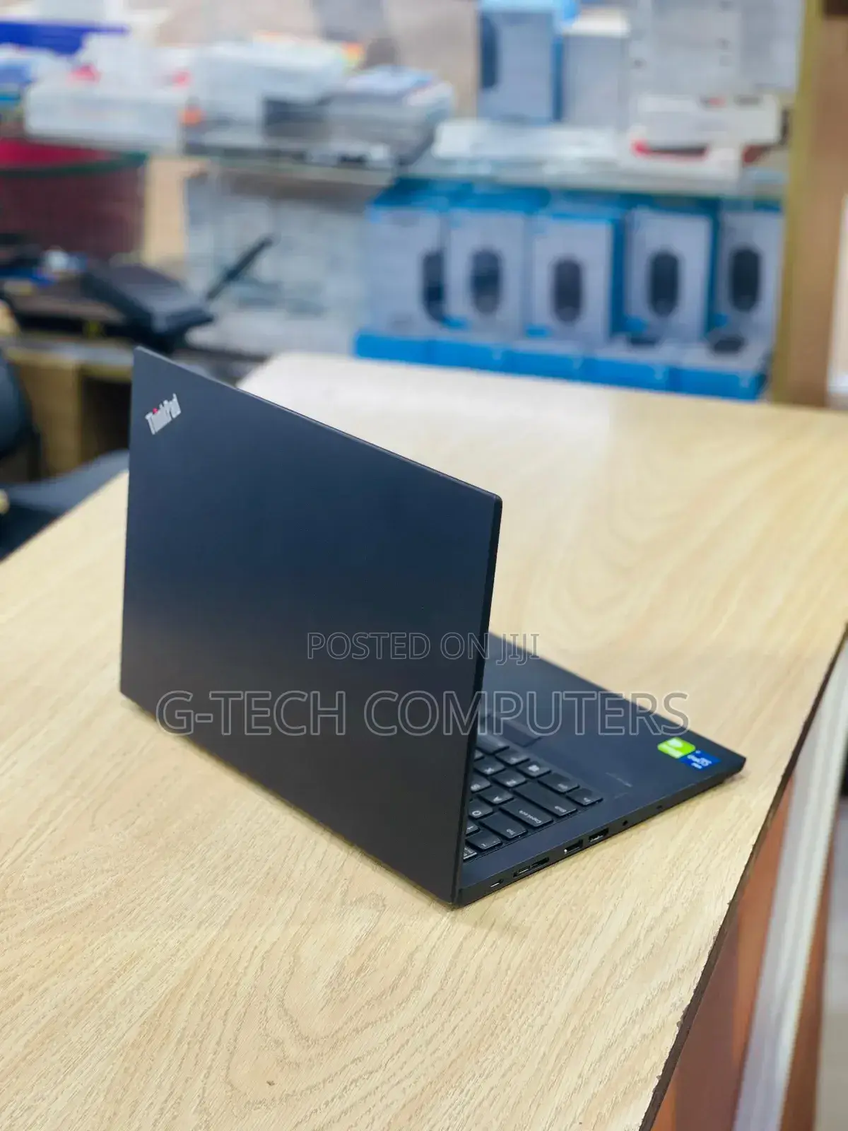 New Laptop Lenovo Thinkpad P14s 16GB Intel Core I7 SSD 512GB