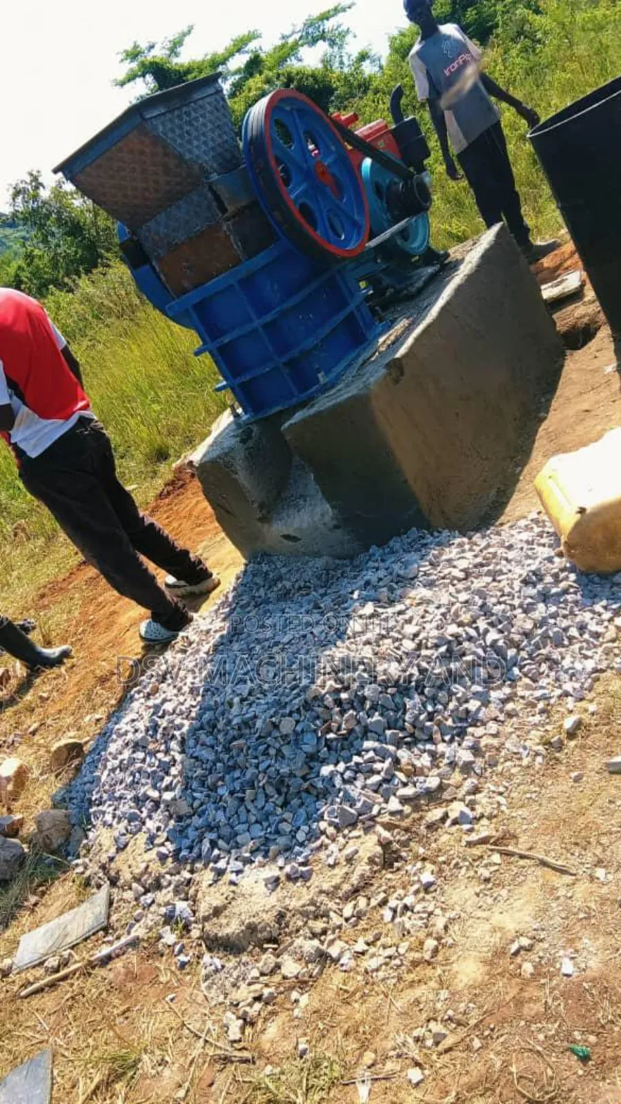 150*250 1-5tonnes Per Hour 16hp Diesel Engine Stone Crusher