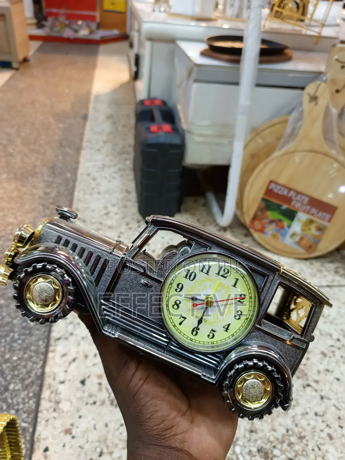 Vintage Car-Shaped Alarm Clock.