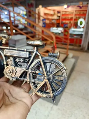 Vintage-Style Bicycle Alarm Clock.