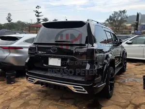 Toyota Land Cruiser 4.6 V8 ZX 2016 Black