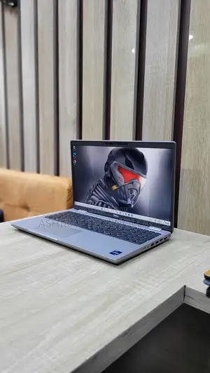 New Laptop Dell Precision 3570 32GB Intel Core i7 SSD 512GB